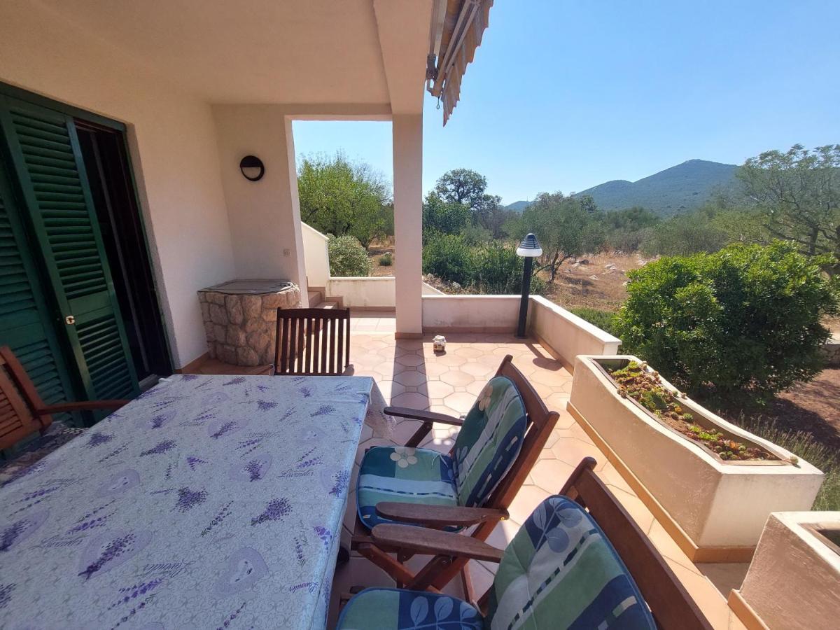 Holiday House "Lea" Lukoran Ngoại thất bức ảnh